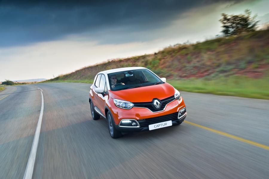  Renault Captur 2015 года  (ZA) (фото 9 из 14)